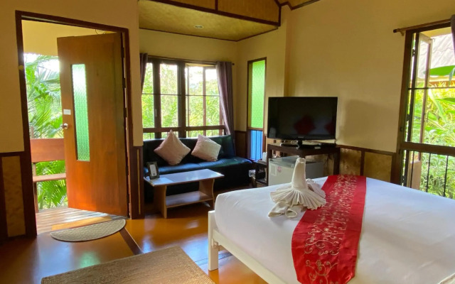 PuraVida Pai Resort