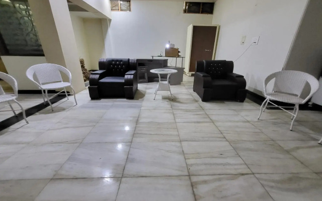 Rukiye Zara Jaipur