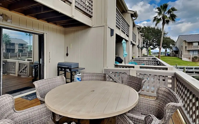 Bay House Condos #2106 - La Buena Vida