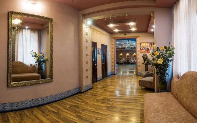 Hotel Leo