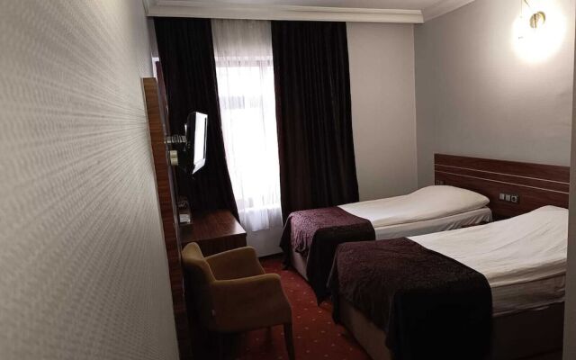 Pirotel Hotel