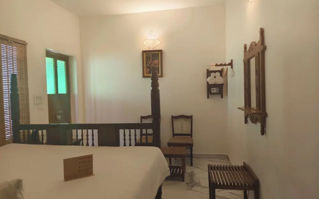 Bel Abri Colonial Living