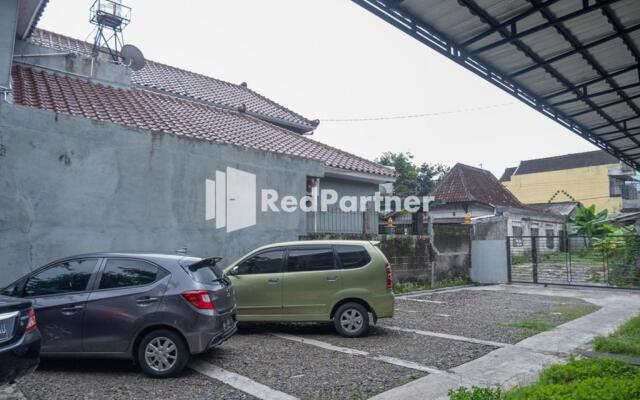 Paviliun Gelatik RedPartner Syariah near UGM