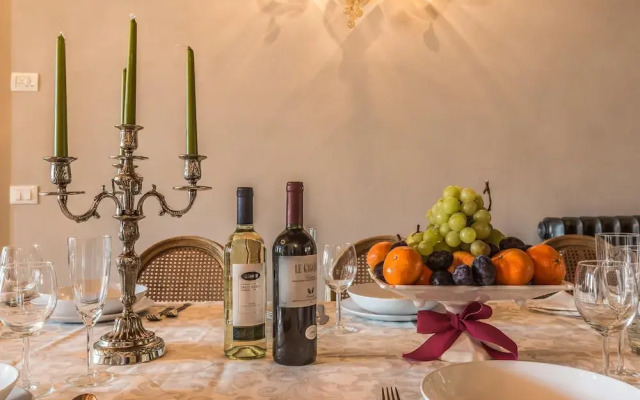 Palazzina Canal - Experience and Enjoy 5 Elegant Bedrooms