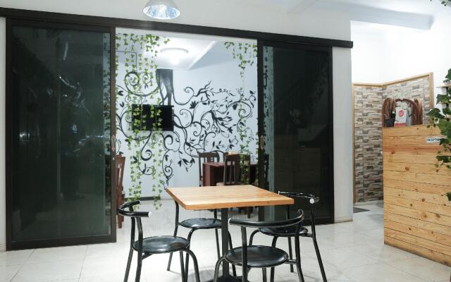 OYO 1380 Velodrome Family House Syariah