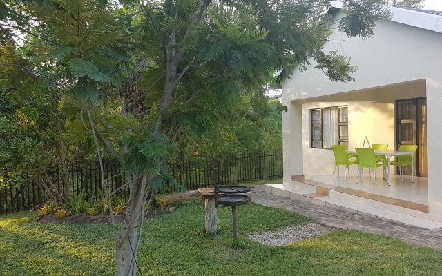 Sand River Cottages