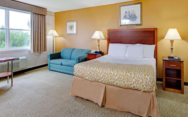 Days Hotel & Conference Center by Wyndham Methuen MA