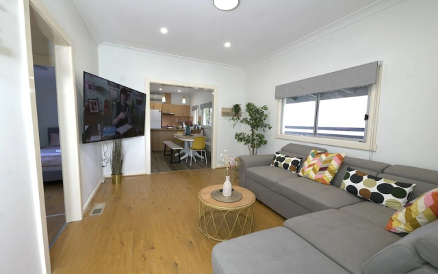 Rosebud Pet-Friendly Beach Holiday House
