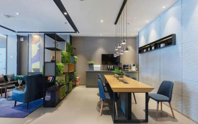 Homeinn Selected Hotel (Dalian Xinghai Square Convention and Exhibition Center)