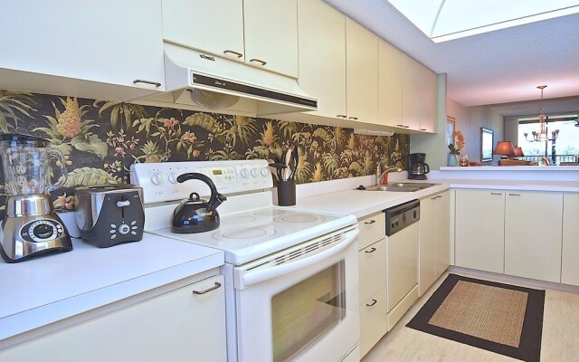 Gulf and Bay Club by Vtrips