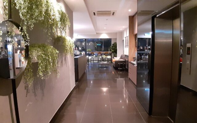 MIICO Hotel @ Mount Austin