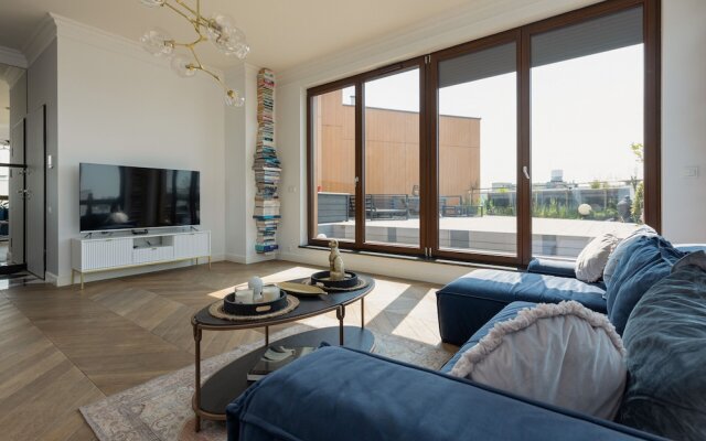 Magnificent Sarmacka By Renters Prestige