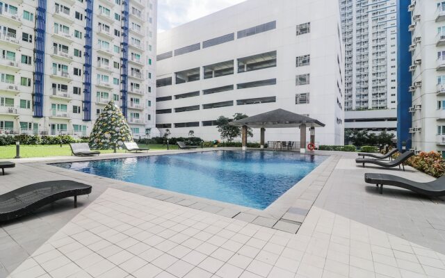 Grass Residence Sm North Condotel by Mademoiselle