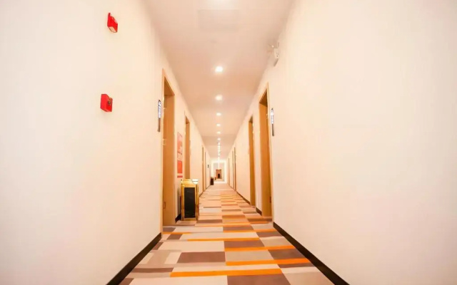 Shell Hotel Shanghai Baoshan District Shuichan Road Huayuan City