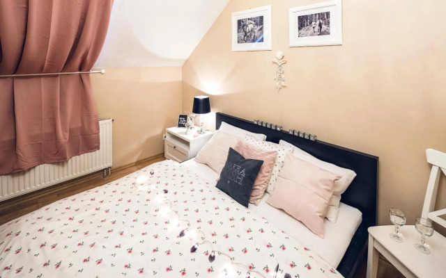 Silvie Apartments - Roosevelt