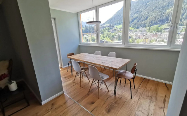 Design Apartments mit Pool und fantastischem Ausblick