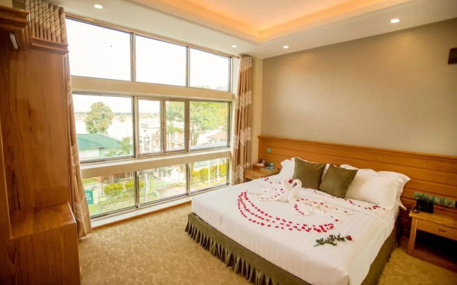 Cartel Hotel