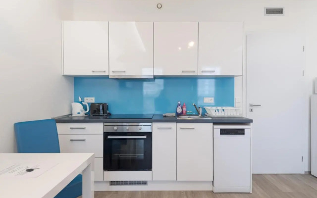 Bright Studio, 10min Centre, Free Parking