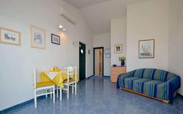 Apartments Zlatko
