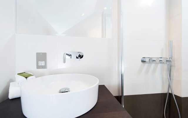 Lovely 2BR flat in West London
