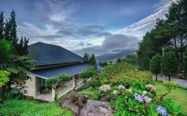 Resort Agrowisata Perkebunan Tambi by ZUZU