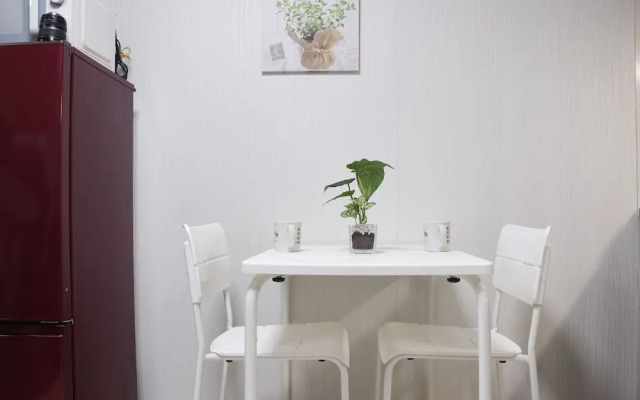 Ko's Apartment, Tatsumi West Station