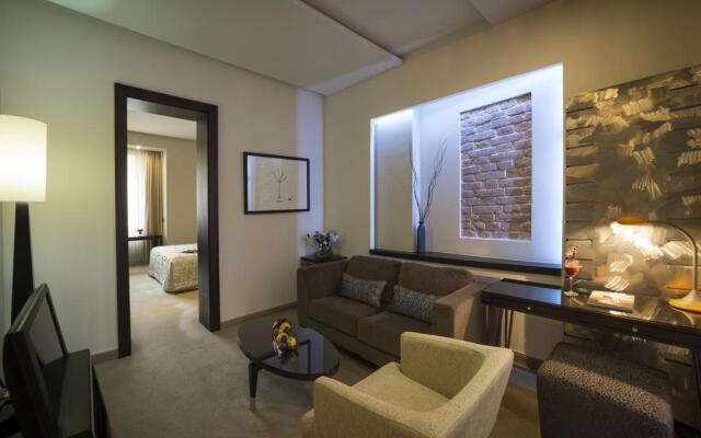 Townhouse27 Hotel