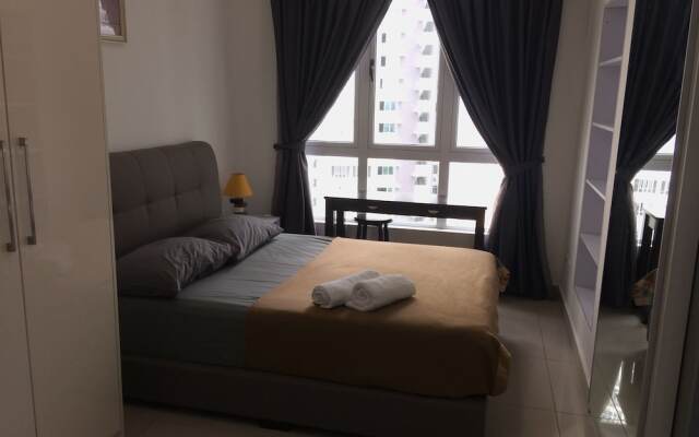 City Living With Panaromic Bay View @ Danga Bay