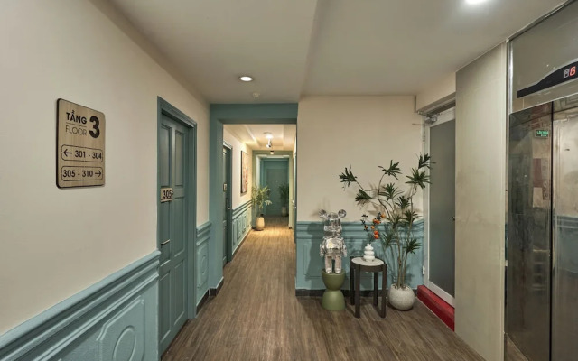 The Passion Lux Airport Hotel Apartment