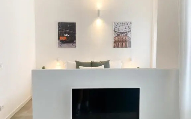 Navigli Apartments
