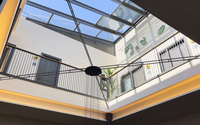 Casa Alhaja by Shiadu