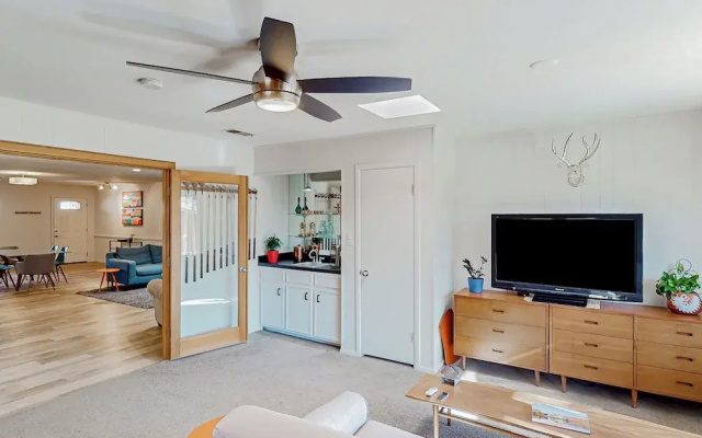 Dog-friendly Lubbock Home w/ Backyard