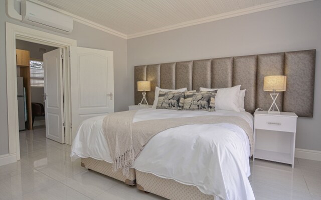 The Blue Sapphire Guesthouse