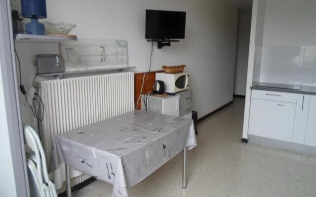 Appartement Balaruc-les-Bains, 1 pièce, 2 personnes - FR-1-503-108
