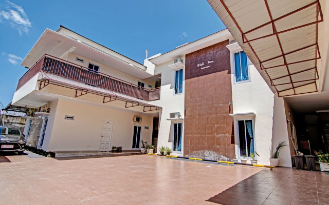 OYO 91269 R&s Living Residence