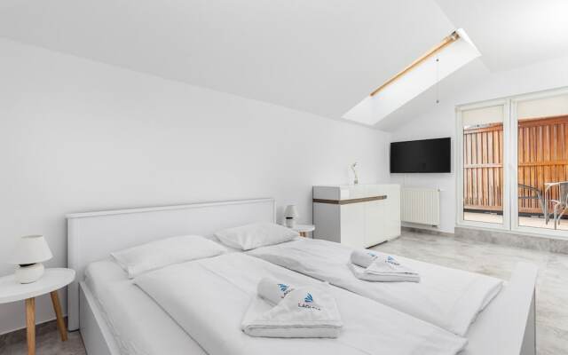 Penthouse Baltic Park 16/331 by Renters