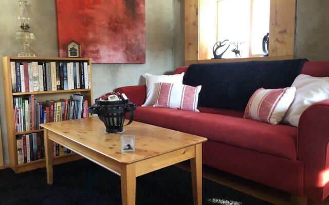 Rustic Luxury off Grid Wilderness Cabin