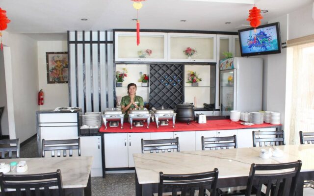 Airy Golden Gate Batam
