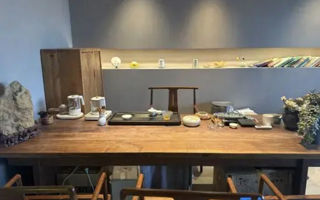 Tunxi Old Street in Mount Huangshan · Up Street Designer Homestay