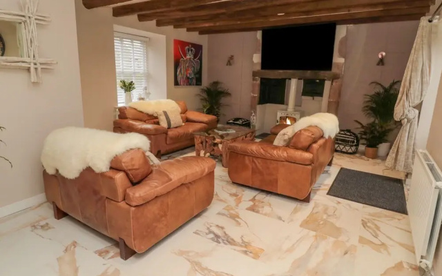 Donni Hall Cottage