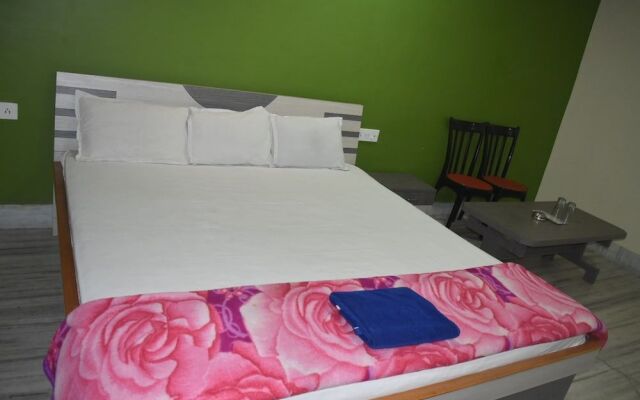Hotel Mamoni Group