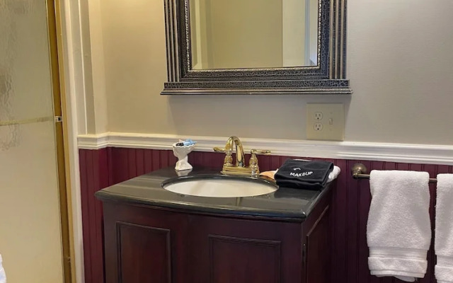 The Sautee Inn Bed & Breakfast