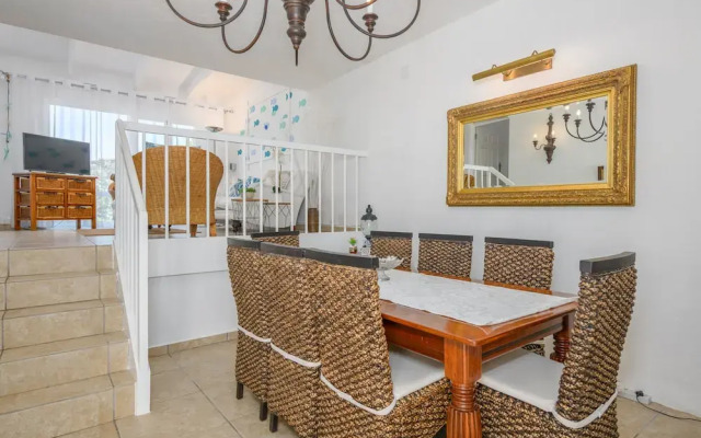 San Lameer Villa Rentals 3115