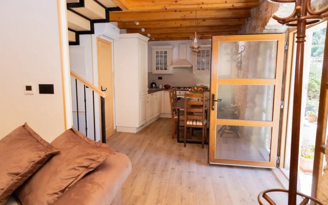 Traditional stone house Tonca