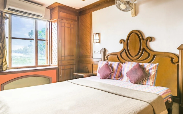 GuestHouser 3 BHK Houseboat e567
