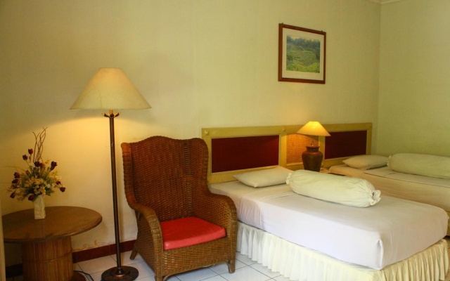Hotel Ratih – Guest Rooms – Mataram