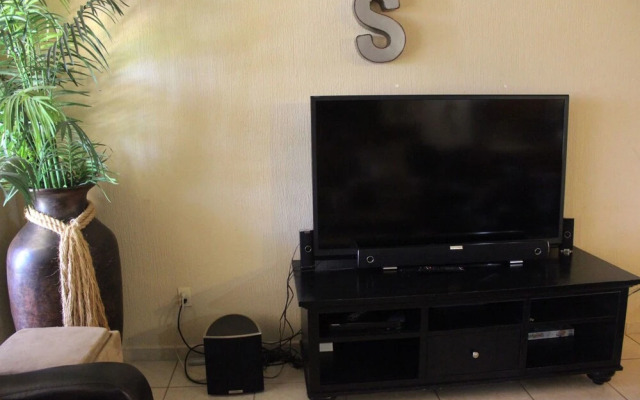 Sonoran Sun 3BR Ground SE 109 by Casago