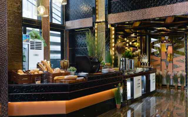 The Breton Hotel Media