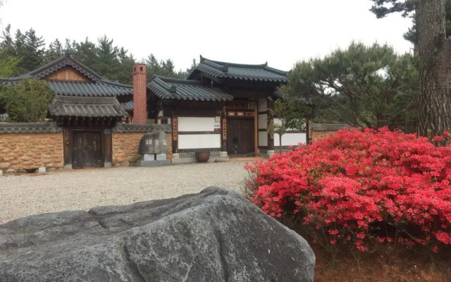 Peepul Hanok Stay