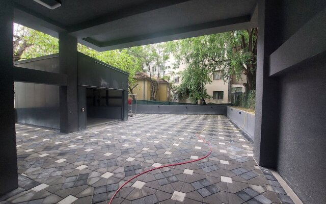 Executive Suites by Modern Living